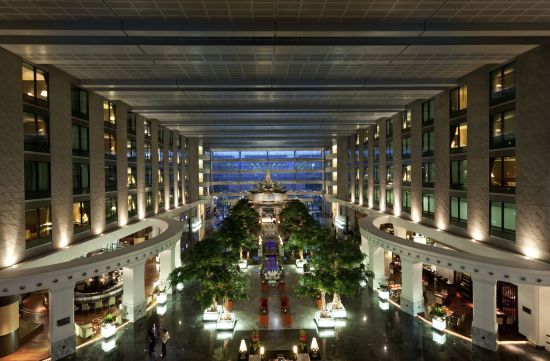 Hyatt Regency Bangkok Suvarnabhumi Airport: Lobby