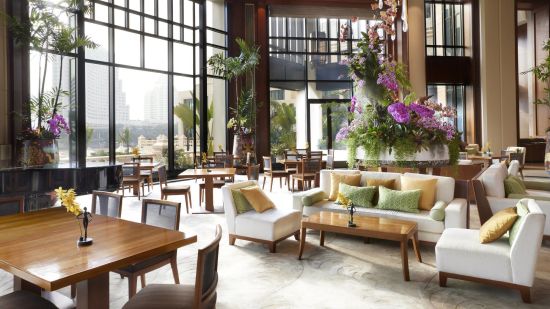 The Peninsula Bangkok:  The Lobby Lounge & Restaurant