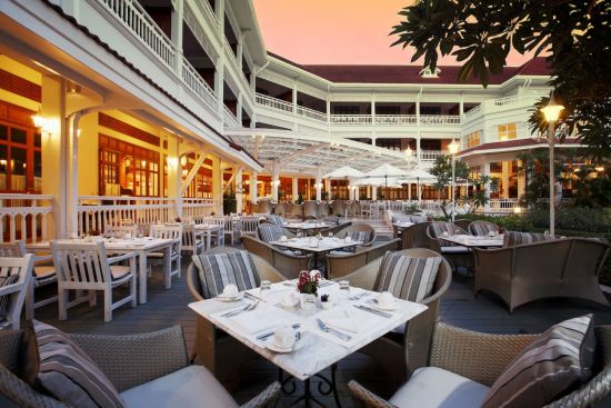 Centara Grand Beach Resort & Villas Hua Hin:  Railway Restaurant