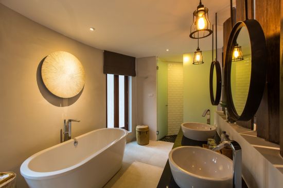 Bangsak Village à Khao Lak:  Ravenala Deluxe Room Bathroom