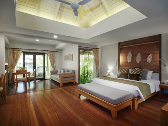 Khaolak Paradise Resort in Khao Lak:  Villa Side Seaview