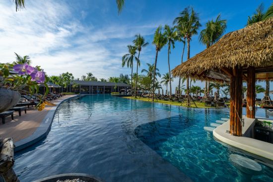 La Flora Khao Lak:  Main pool