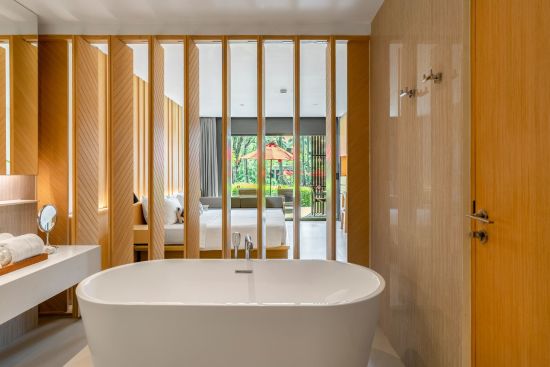 Ramada Resort by Wyndham Khao Lak:  Deluxe Lanai Room