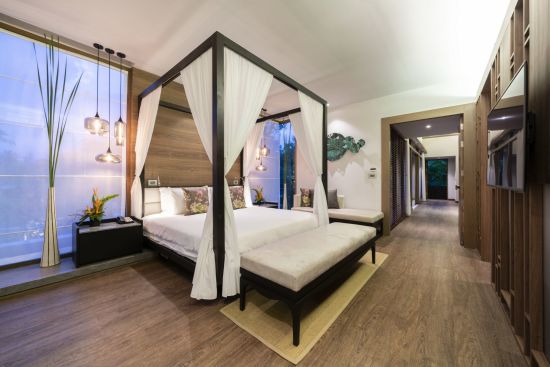 The Sarojin à Khao Lak:  Jacuzzi Pool Suite | Bedroom