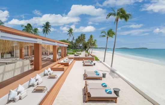 Centara Reserve Samui in Ko Samui:  Salt Society Lounge Area