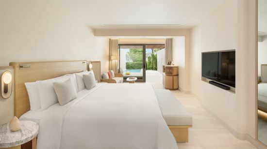Centara Reserve Samui in Ko Samui:  Reserve Pool Suite