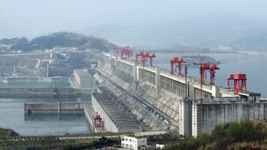 China für Geniesser mit Luxus-Kreuzfahrt auf dem Yangtze ab Peking: Yangtze: Three Gorges Dam