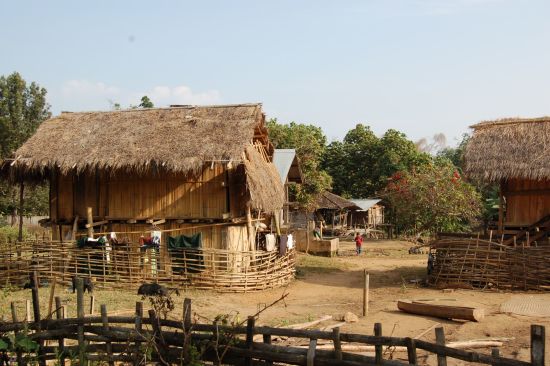 Tribus montagnardes de Kyaing Tong: Kyaing Tong: hilltribe village
