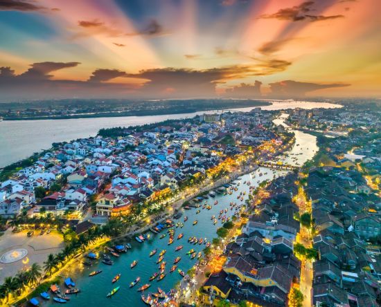 Höhepunkte Vietnams ab Hanoi: Aerial view of Hoi An ancient town