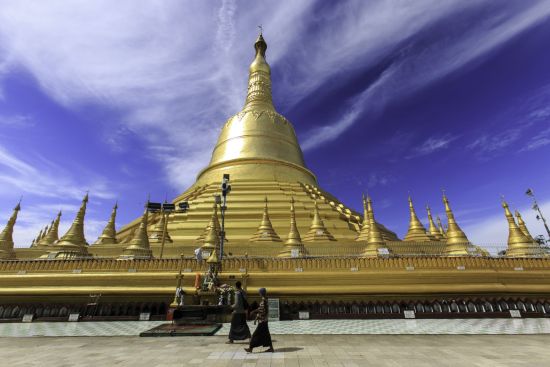 Fascination du sud du Myanmar de Yangon: Mawlamyine Kyaikthanlan Pagoda