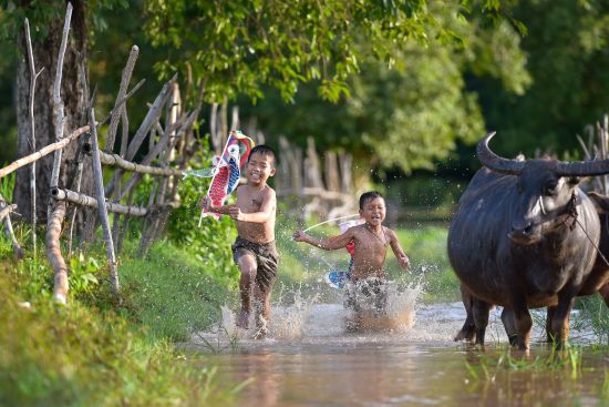 Myanmar aktiv erleben ab Yangon: The fun of rural children