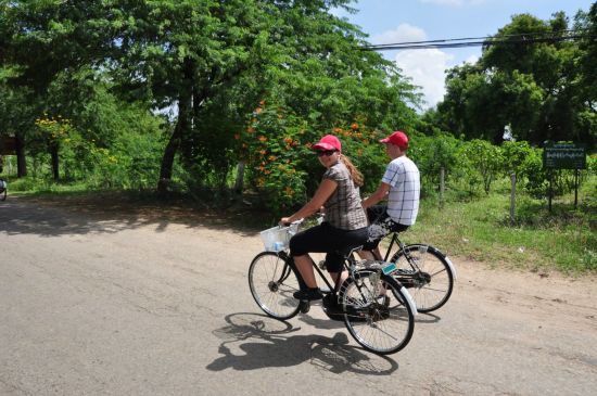 Myanmar aktiv erleben ab Yangon: Bagan: by bycycle