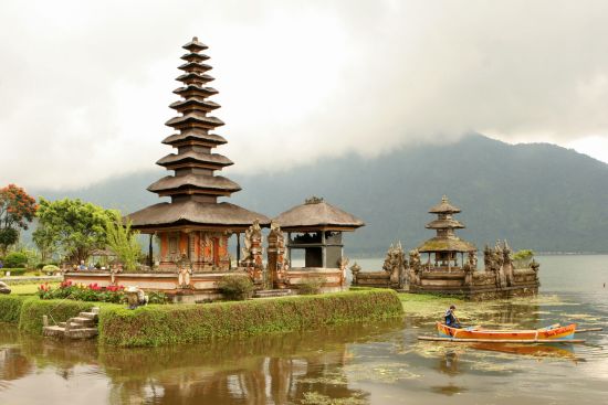 Java-Bali pour les fins connaisseurs de Yogyakarta: Bali Ulun Danau Temple
