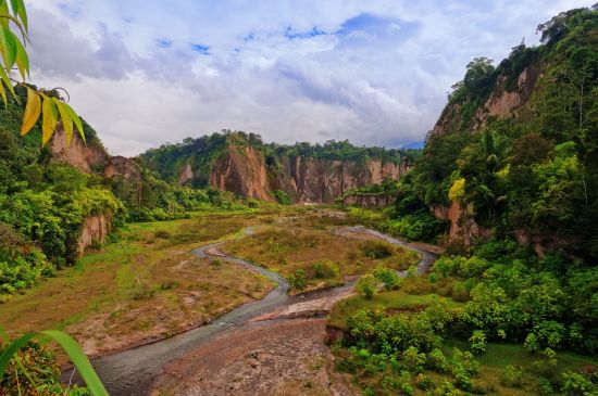 Sumatra Überlandreise ab Medan: Sumatra Bukittinggi Sianok Canyon
