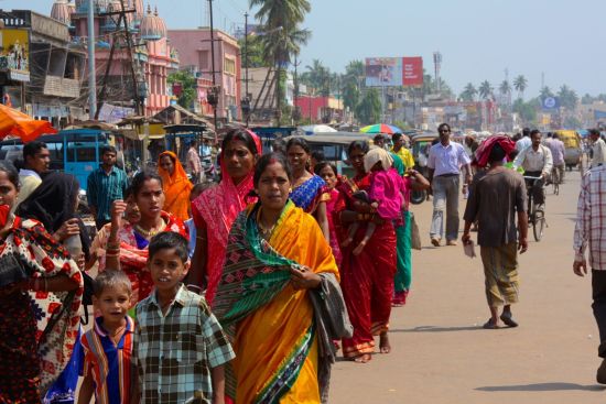 Die Tempel von Odisha ab Bhubaneswar: Street scene in Puri