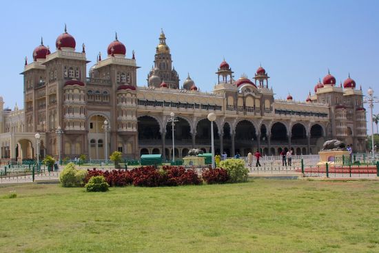 Vielfältiges Südindien ab Kochi: Mysore Palace
