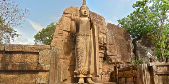 Le Sri Lanka pour les fins connaisseurs de Colombo: Avukana Buddha