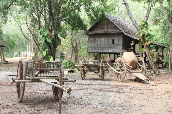 Durch den I-San nach Angkor ab Bangkok: Isaan traditional life