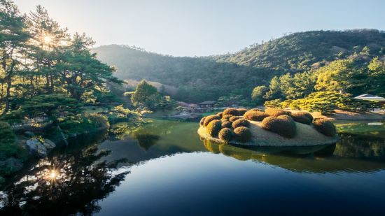 Mietwagen Rundreise «Magisches Shikoku» ab Osaka: Beautiful Ritsurin Garden in Takamatsu