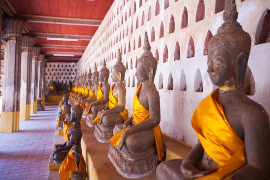 Découverte intense du Laos de Vientiane: Wat Si Saket temple