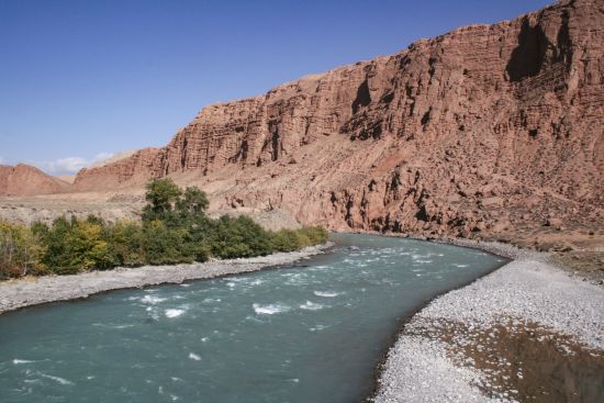 Sur les traces de Marco Polo le long de la route de la Soie de Pékin: Naryn