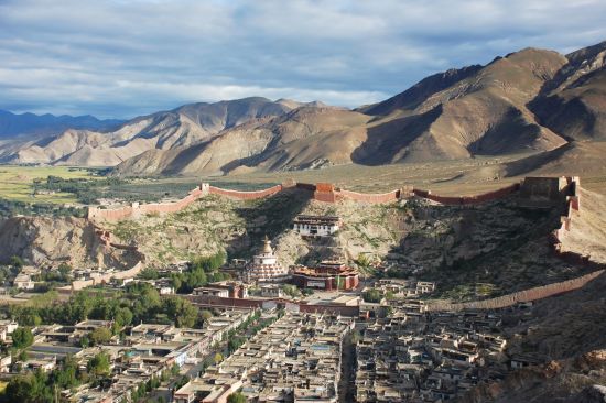 Die Magie Tibets - Basis & Tsetang Verlängerung ab Lhasa: Gyantse Palcho Monastery 