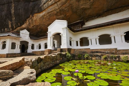 Sri Lanka im Sommer ab Colombo: Golden Temple, Dambulla