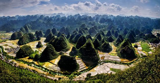 Leserreise SonntagsZeitung und Der Bund - Guizhou - Die unentdeckte Provinz Chinas de Guiyang: Wanfenglin National Park