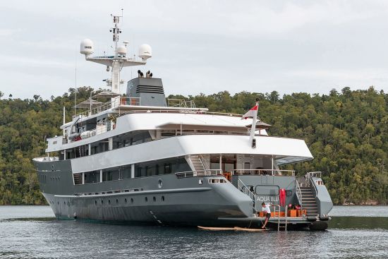Raja Ampat an Bord der Aqua Blu ab Sorong: exterior: Aqua Blu
