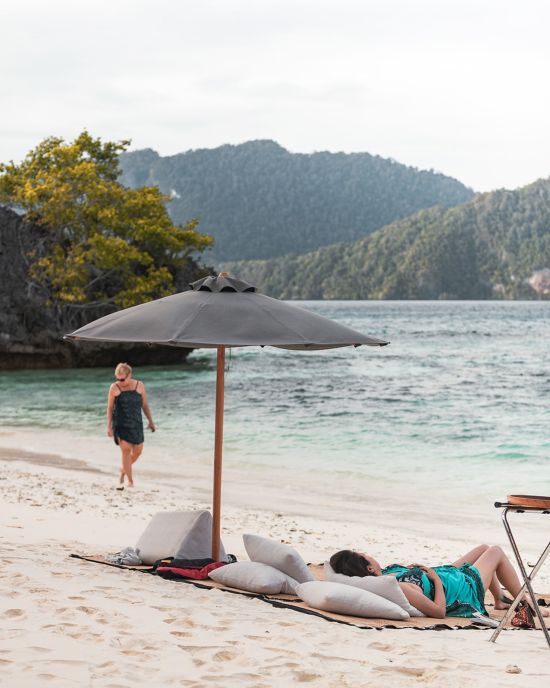 Traumhafte Kreuzfahrt ins Herz der Molukken ab Ambon: activities: Sundowner
