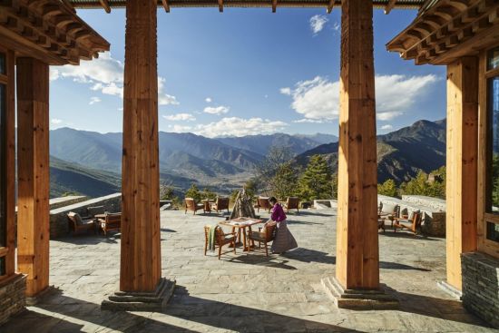 Six Senses Bhutan für Geniesser ab Paro: exterior: Terrace