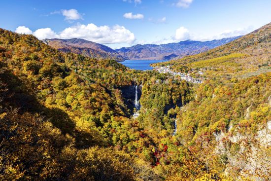 Nikko: Tempel und Natur pur ab Tokio: Spectacular autumn scenery in Oku-Nikko