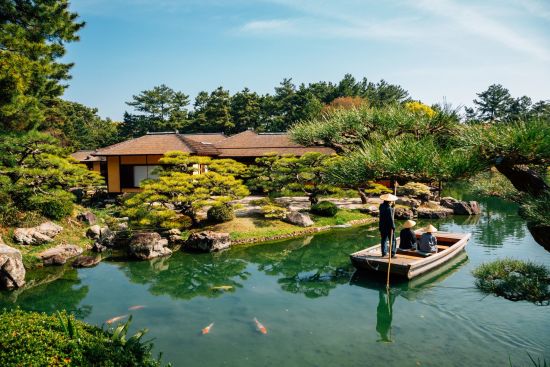 Circuits en voiture de location «Shikoku magique» de Osaka: Ritsurin Park, Japanese traditional garden in Takamatsu