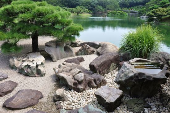 Shikoku – Japans stille Seite ab Takamatsu: Zen garden, Ritsurin Park, Takamatsu, Shikoku