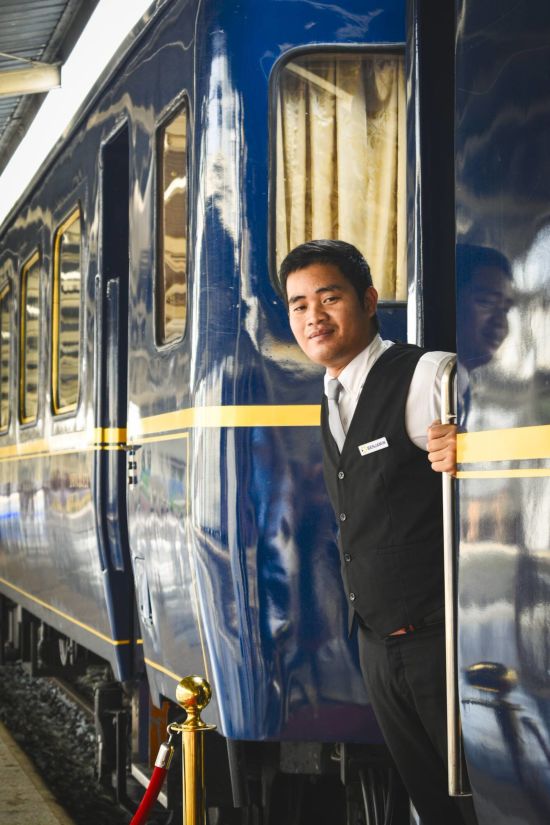 The Blue Jasmine – Train Heritage de Bangkok: Butler