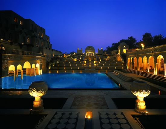 The Oberoi Amarvilas in Agra:  Pool