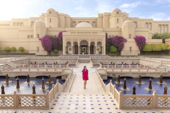 The Oberoi Amarvilas in Agra:  Facade