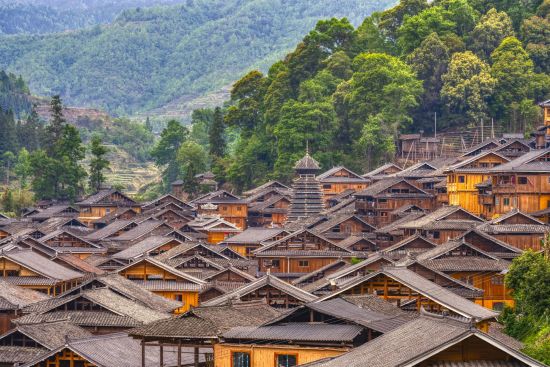 Magische Landschaften & lebendige Traditionen ab Guiyang: Zhanli Village