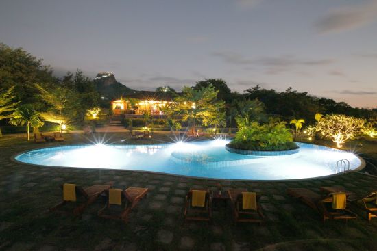 Popa Garden Resort in Bagan:  Pool by night