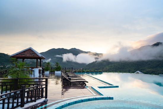 Au fil du Mékong cap à Chiang Mai de Luang Prabang: Le Grand Pakbeng Resort | Pool