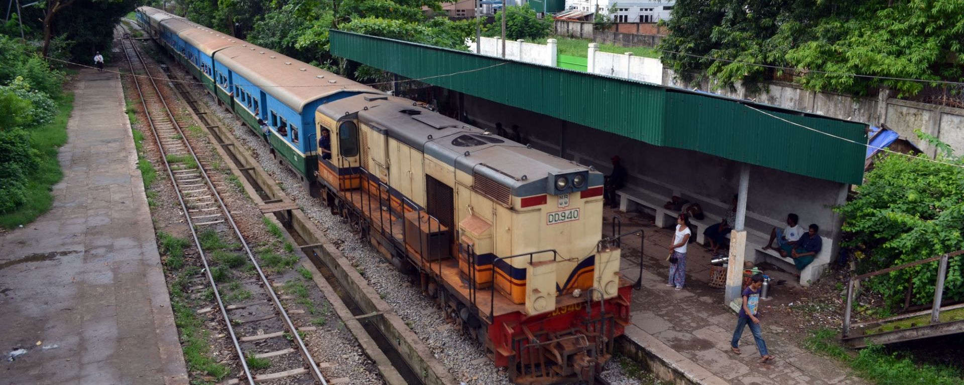 Im Pendlerzug durch Yangon: Circular Train Yangon