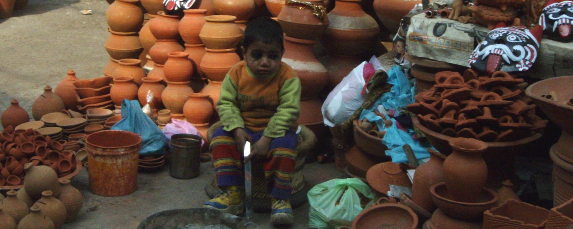 En route avec d’anciens enfants des rues à Delhi: Salaam Baalak, Market
