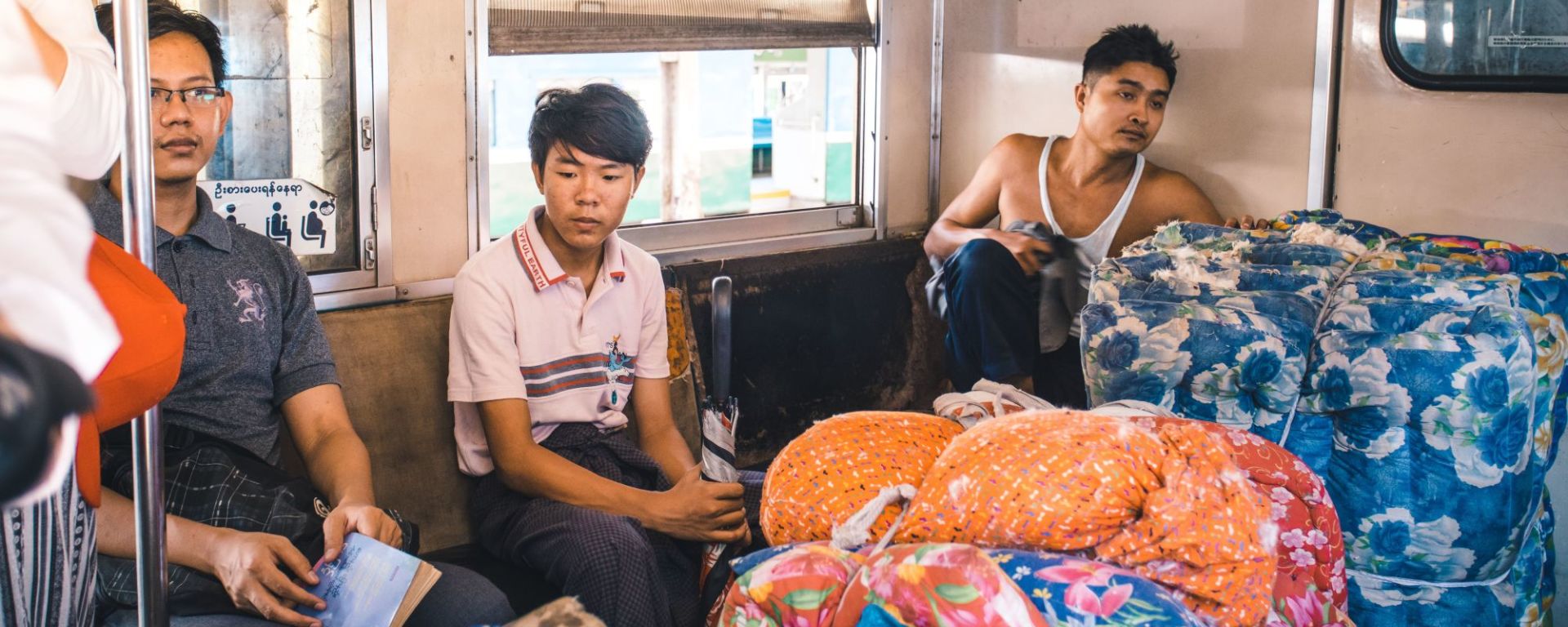 Im Pendlerzug durch Yangon: Circular Train Yangon