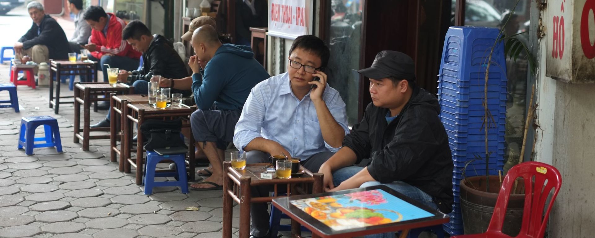 Street Food Tour in Hanoi: Hanoi: Coffee Shop