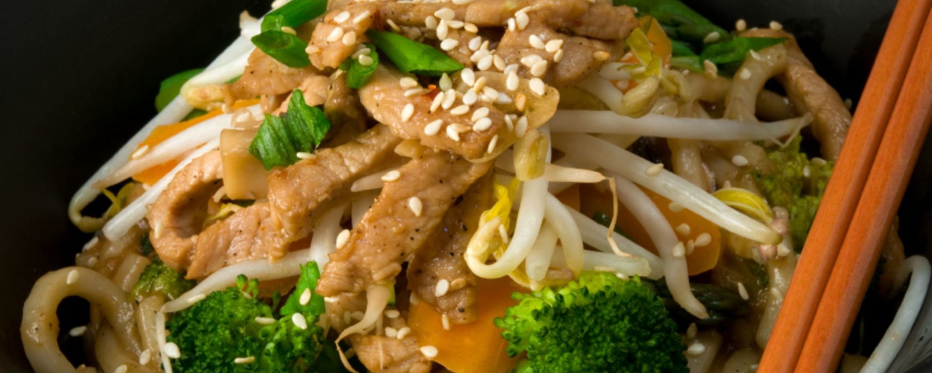 Hong Kongs Street Food: Shanghai Noodles