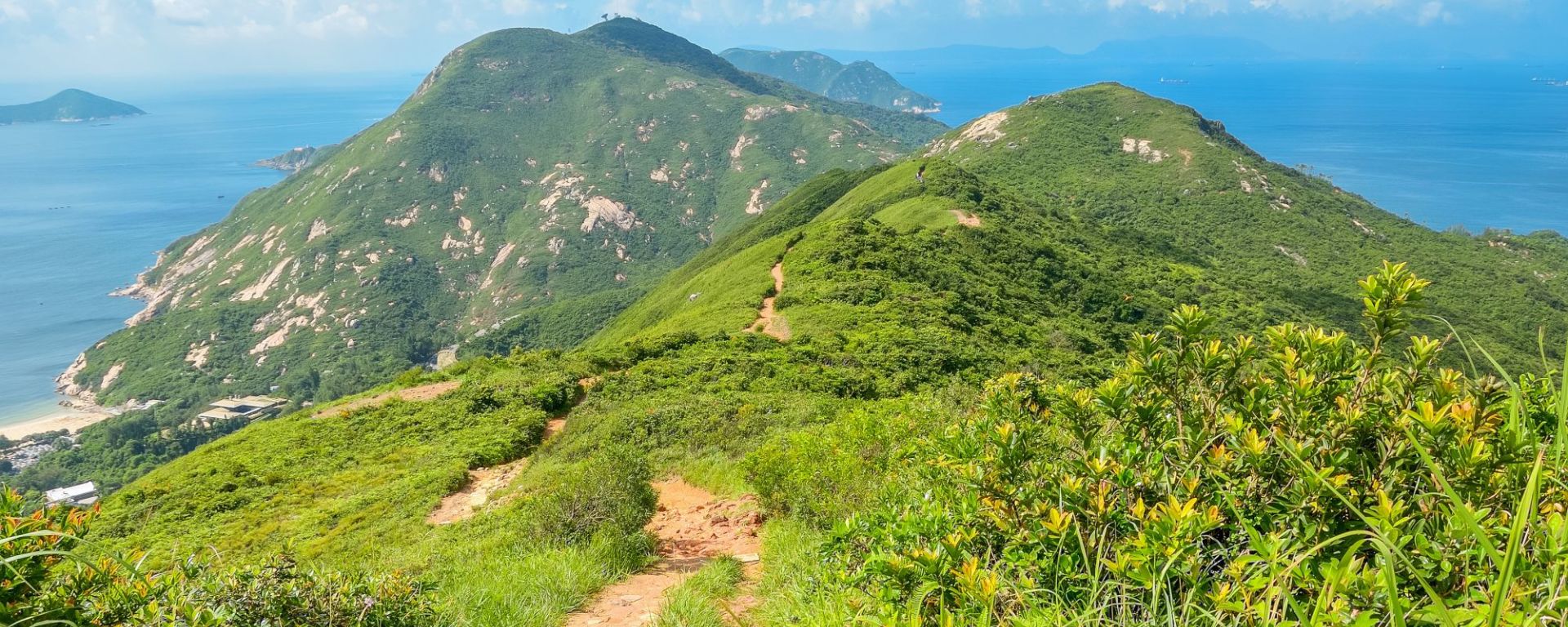 "Dragon's Back" Trekking in Hong Kong: Hong Kong - Dragons Back Trekking