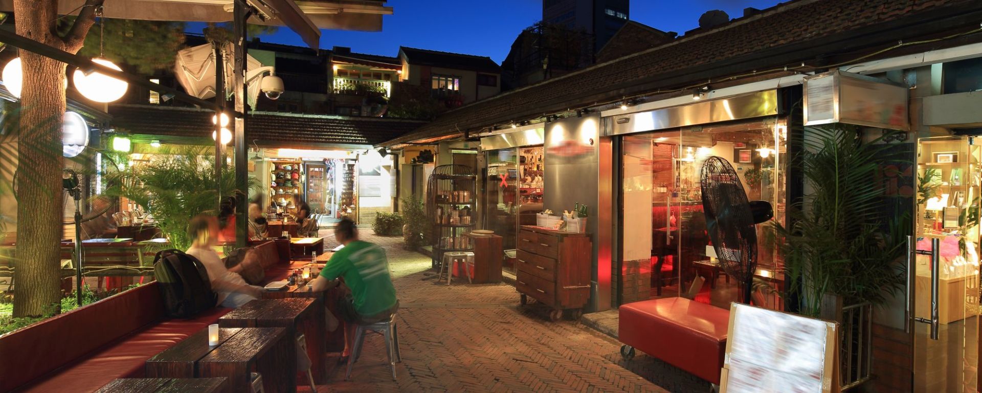 Shanghai zu Fuss & mit ÖV entdecken: Shanghai Tianzifang