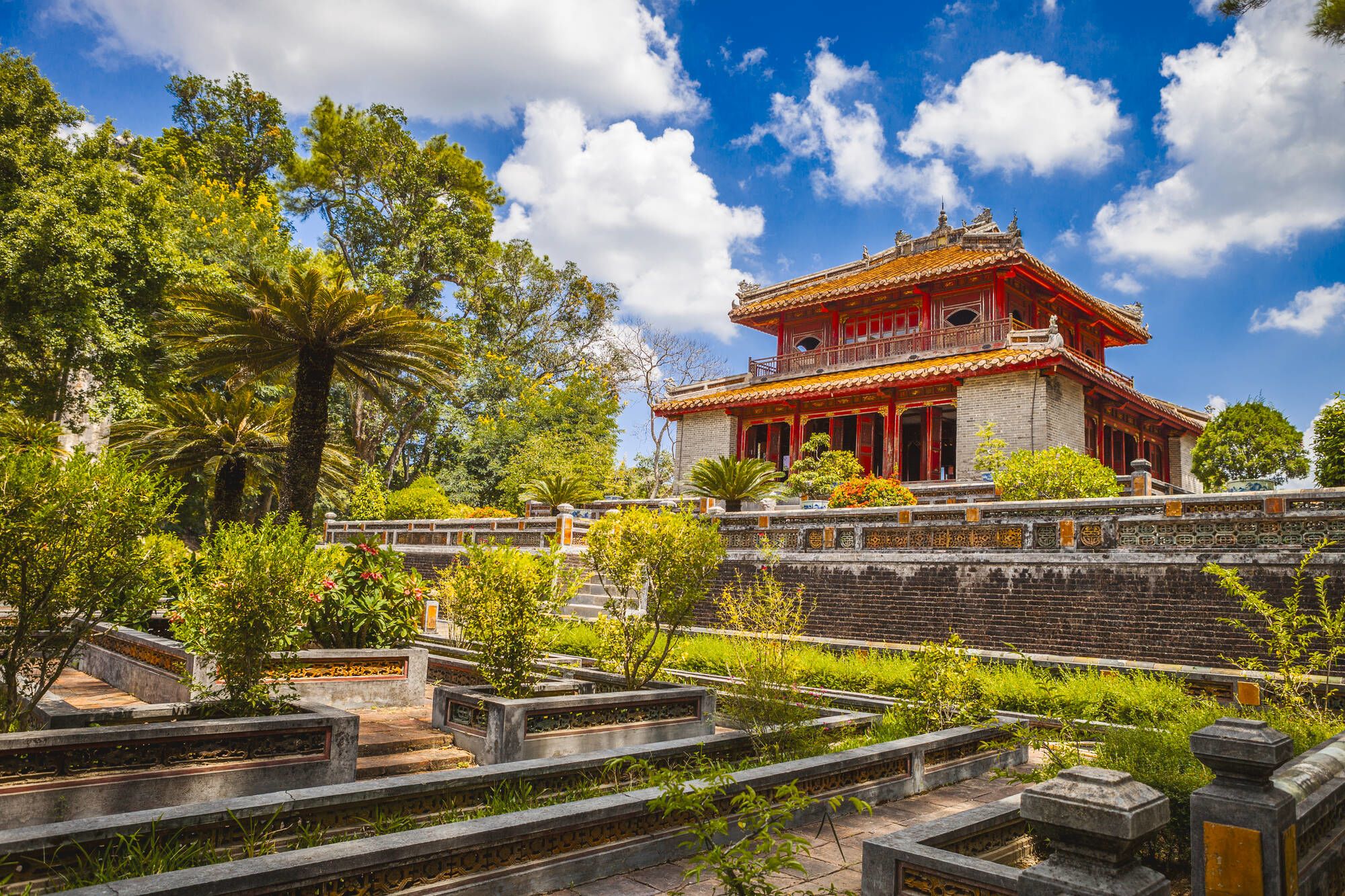 Hue de votre propre chef à Hué: Hue: Minh Lau pavilion at Minh Mang Emperor Tomb