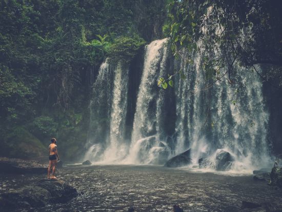 Das Weltwunder Angkor aktiv erleben ab Siem Reap: Siem Reap Phnom Koulen waterfall