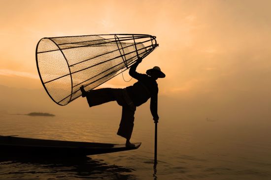 Au pays des temples et des pagodes de Mandalay: Inle Lake fisherman